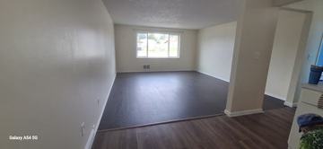 featured image of 529 Railroad St #6