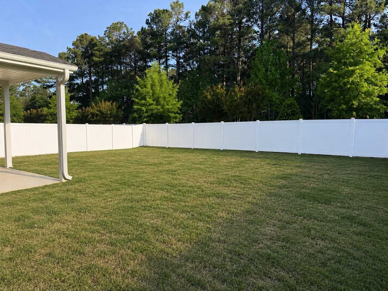 114 Hanover Ct - Photo 2 of 15