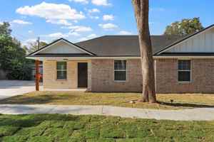 featured image of 1600 N 11th St #A