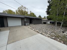featured image of 1341 Clark Ave #1