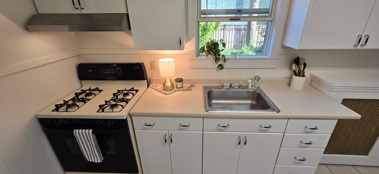 100 Melvin Ave #A - Photo 6 of 20