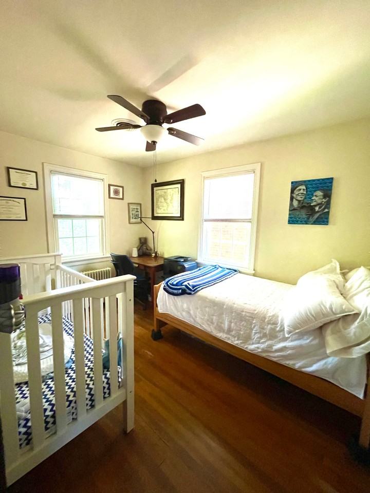 3708 Ellwood Ave - Photo 4 of 20