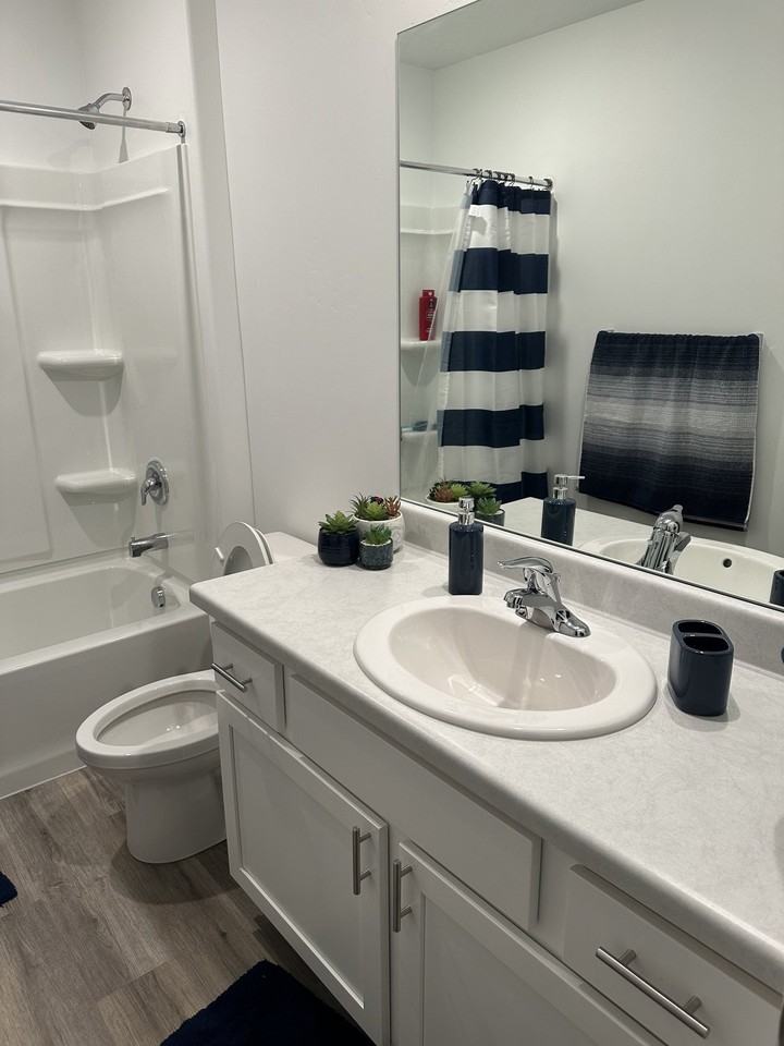 1838 N Patchwork Ave - Photo 2 of 7