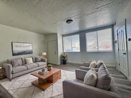 featured image of 12 E Center St #12