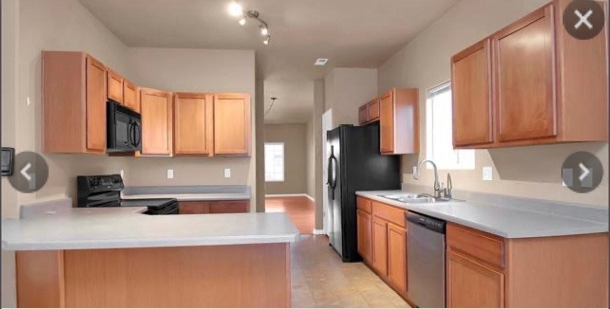 10260 Deer Meadow Cir - Photo 4 of 10