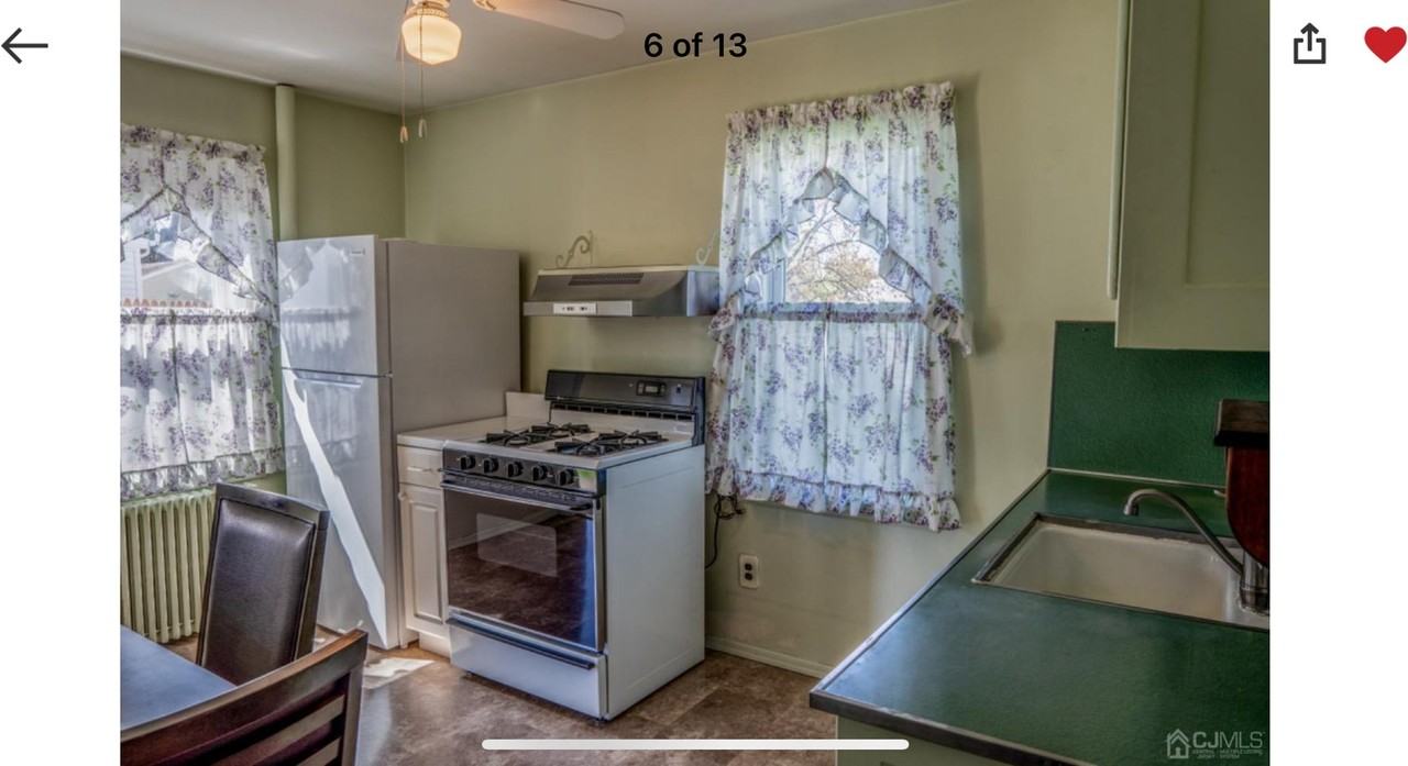 7 Sherman Ave - Photo 3 of 12