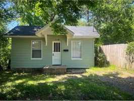 featured image of 232 Pecan St #B