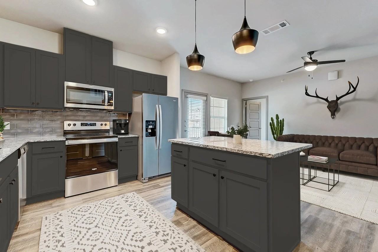 4023 N Main St #933 - Photo 2 of 20