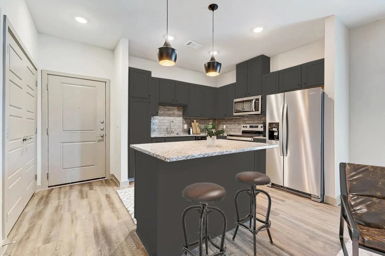 4023 N Main St #933 - Photo 4 of 20