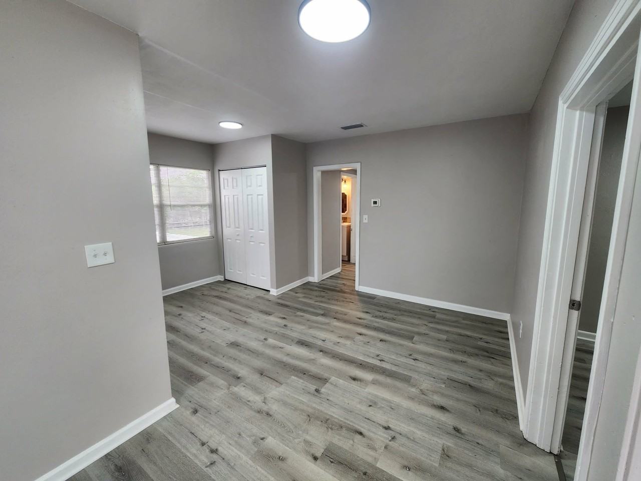 2427 Coleman Ct - Photo 4 of 16
