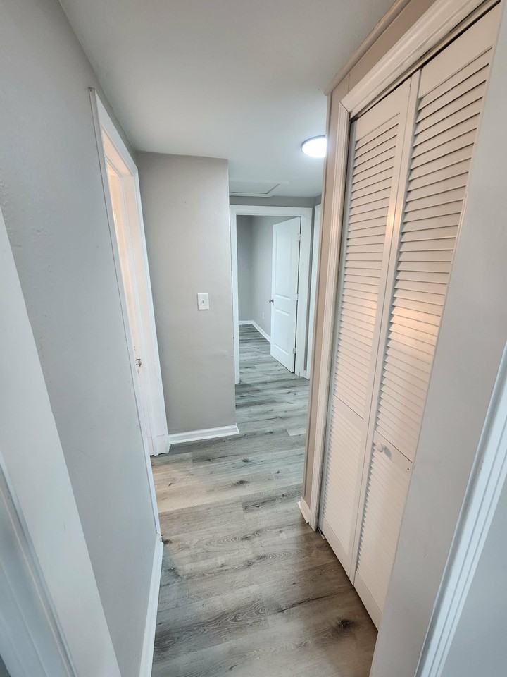 2427 Coleman Ct - Photo 5 of 16