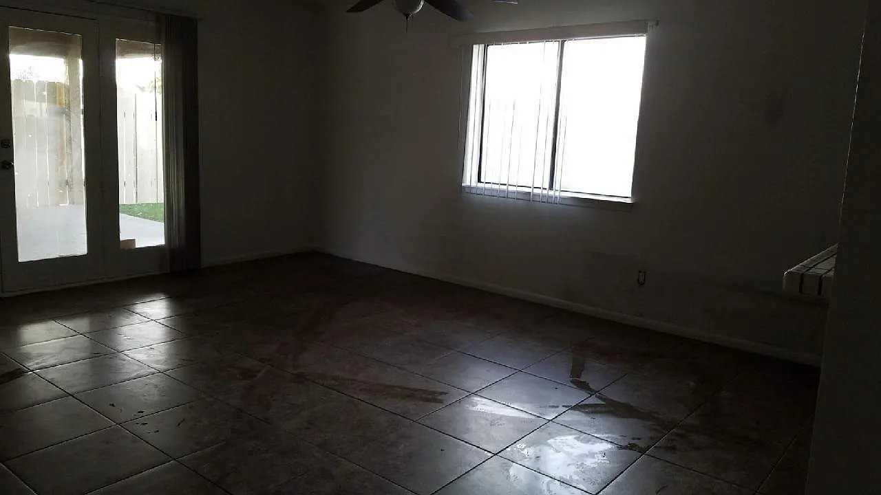 17910 Main St - Photo 3 of 13