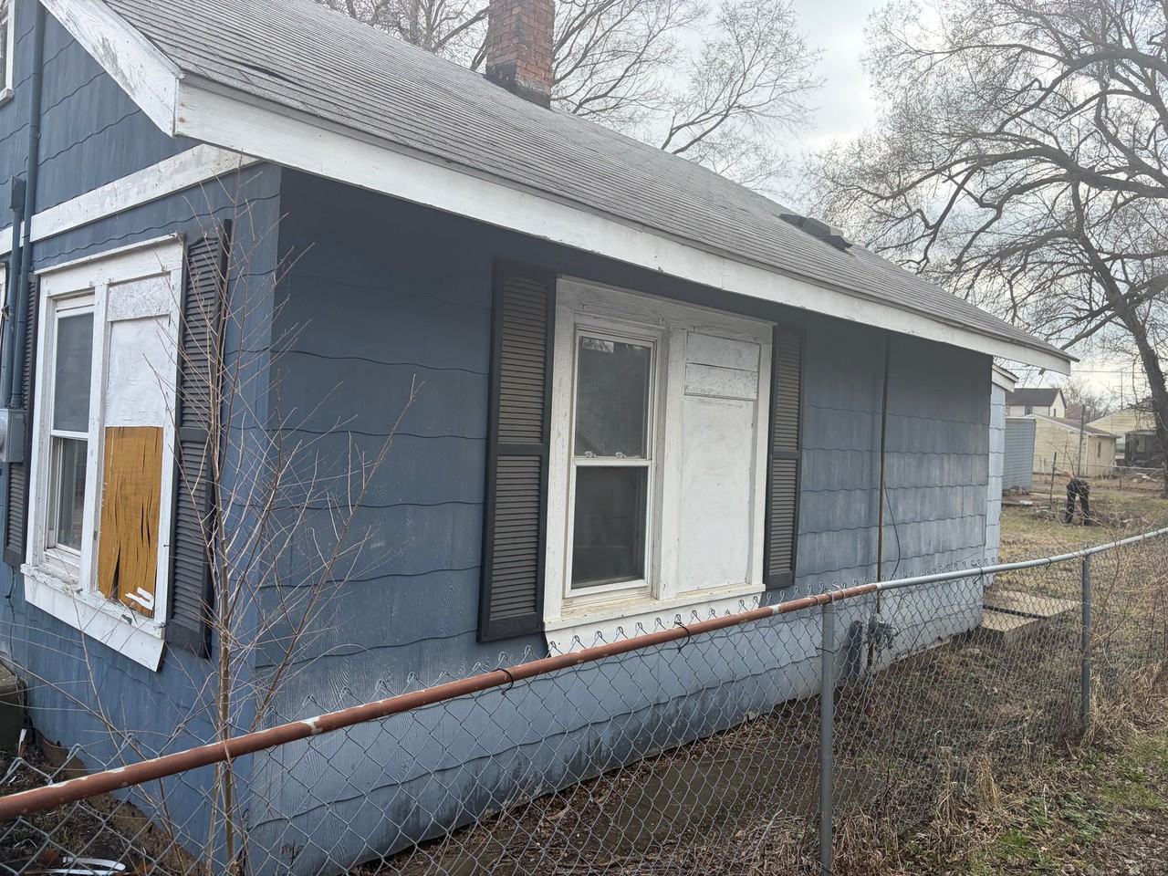 3112 W Latrobe St - Photo 4 of 20