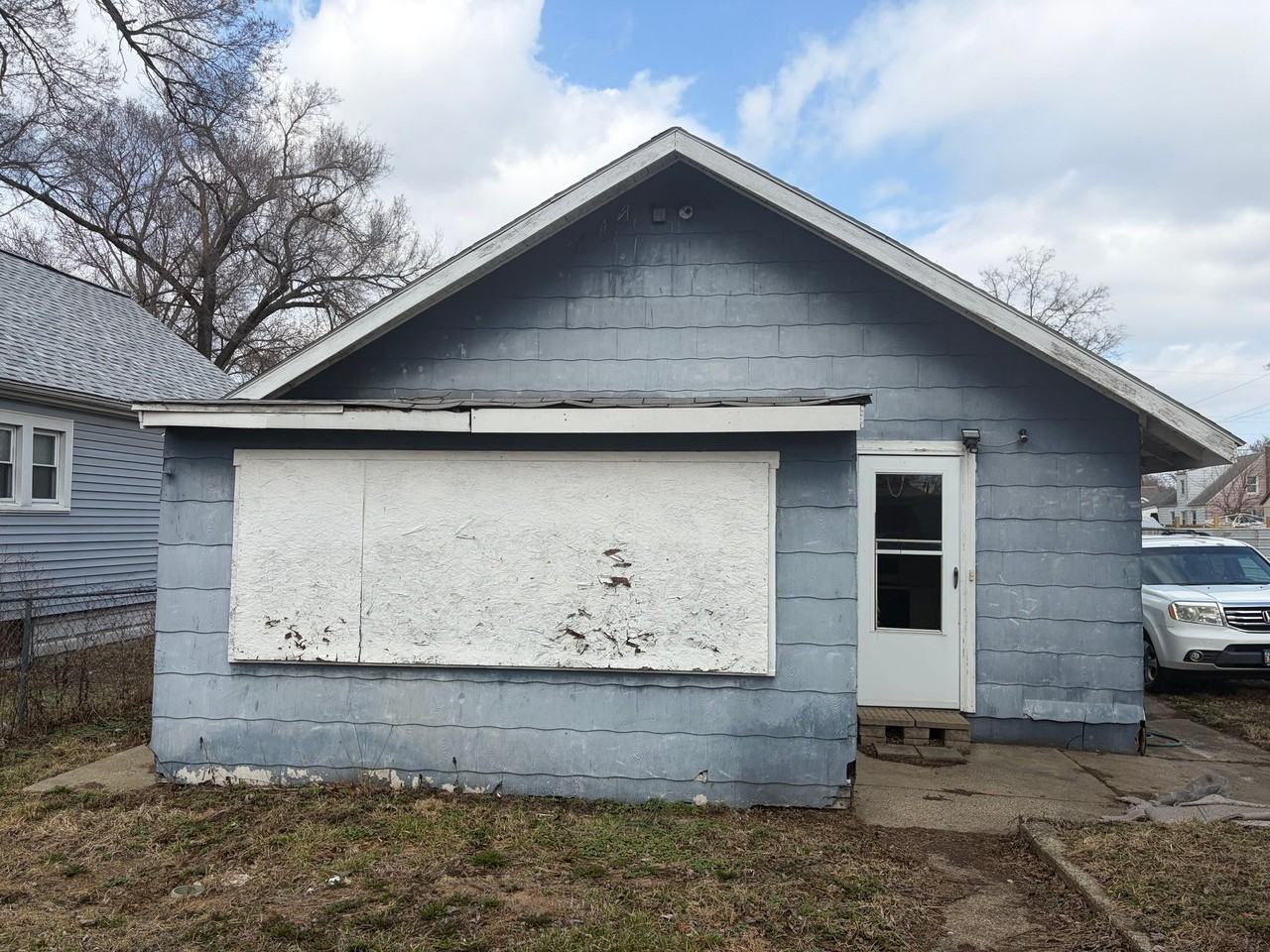 3112 W Latrobe St - Photo 5 of 20