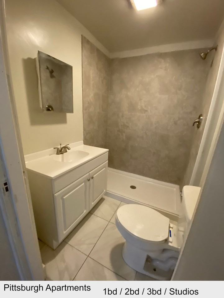 709 Carothers Ave #3 - Photo 4 of 8