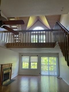 921 Gas Light Ln - Photo 2 of 10