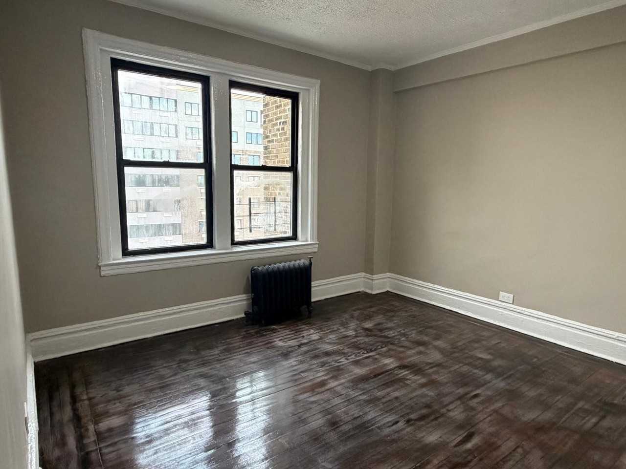 157 S Harrison St #401 - Photo 4 of 11