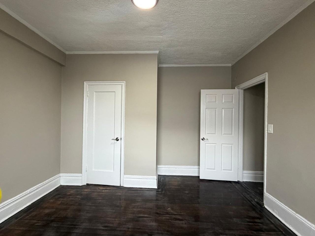 157 S Harrison St #401 - Photo 6 of 11