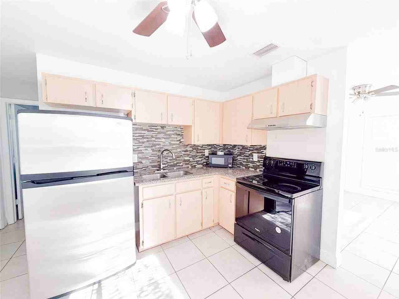 407 W Bella Vista St - Photo 6 of 20