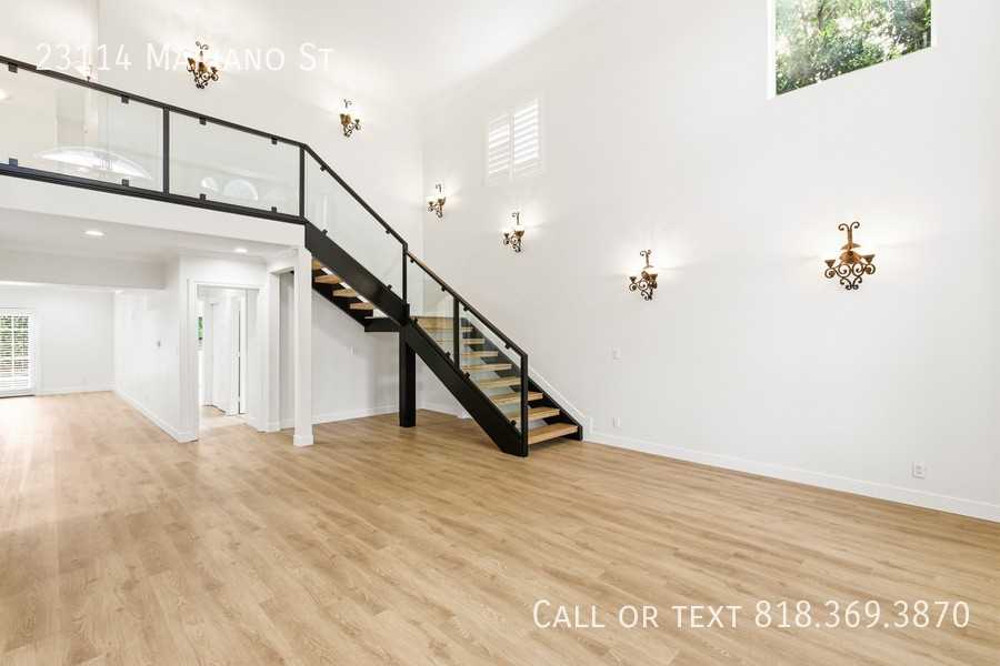 23114 Mariano St - Photo 5 of 49