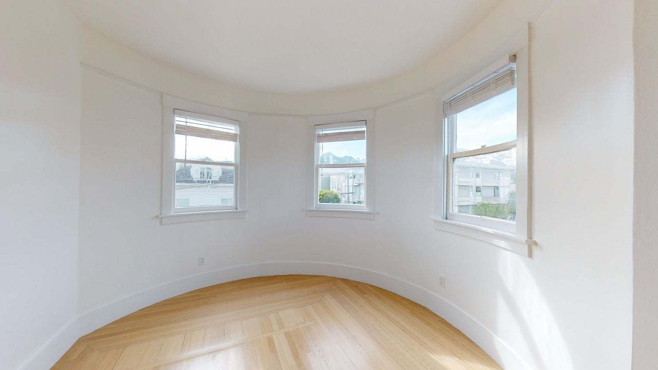 3099 Washington St #24 - Photo 5 of 20