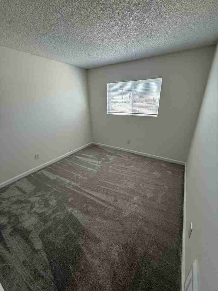 4566 Onondaga Avenue #A - Photo 7 of 10
