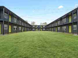 featured image of 2219 9th St