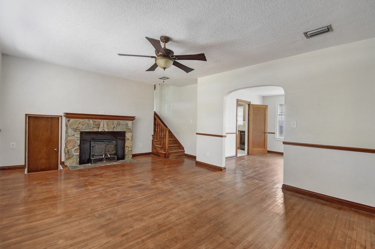 5304 Attleboro St #NA - Photo 5 of 24