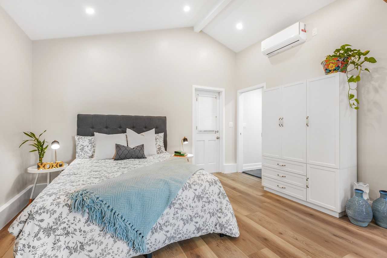 1106 N Beachwood Dr #NA - Photo 3 of 11
