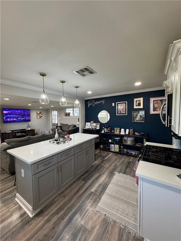 23 Fairlane Dr #NA - Photo 3 of 12