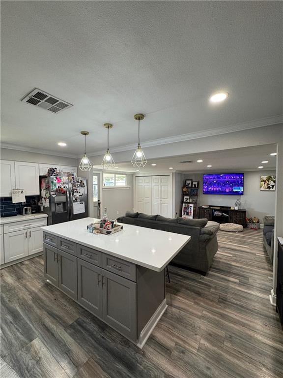 23 Fairlane Dr #NA - Photo 4 of 12