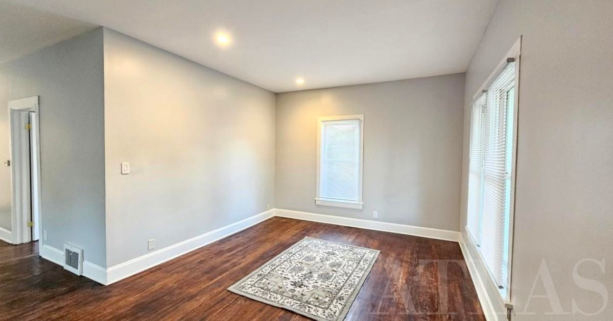 309 Derby St #NA - Photo 2 of 20