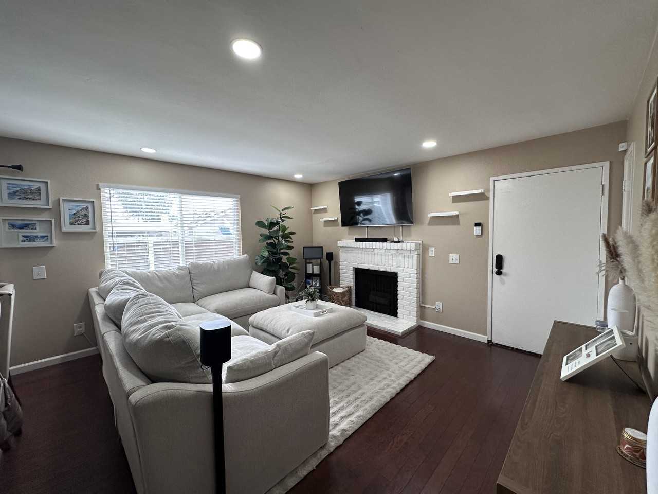 256 Riverview Way #NA - Photo 2 of 21