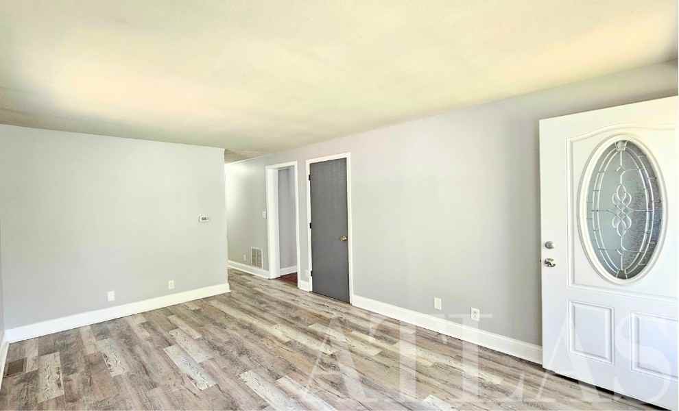 809 Hobart St #NA - Photo 4 of 17