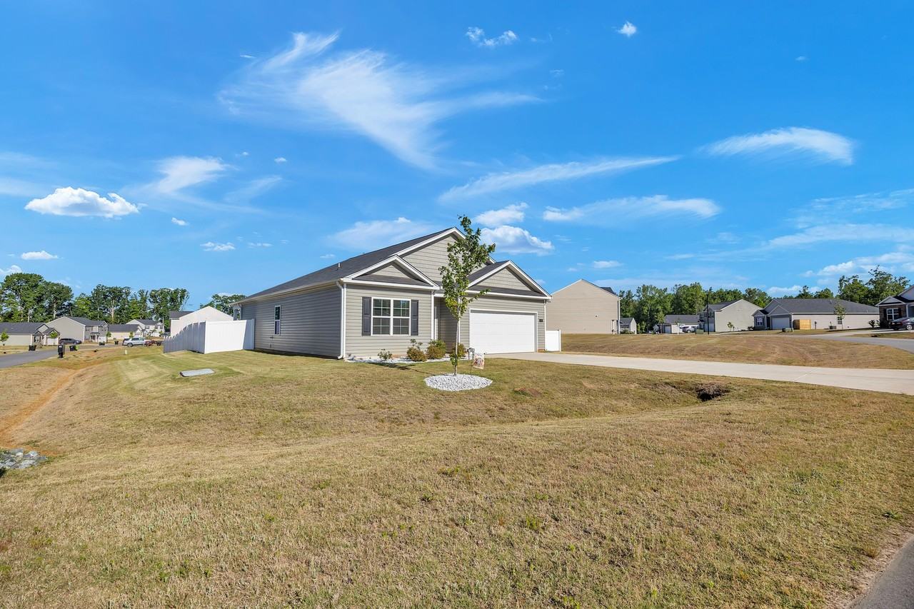 123 Jack Rabbit Ct #NA - Photo 2 of 20