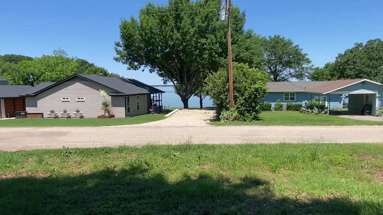 820 Hillside Dr #NA - Photo 4 of 33