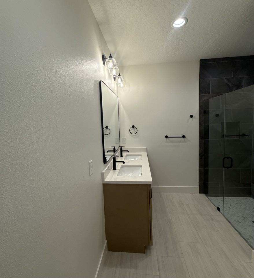 40 W 12th St #NA - Photo 2 of 13