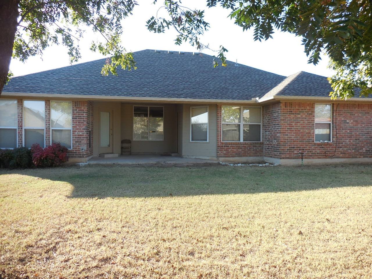 8113 Nw 83rd St #NA - Photo 2 of 22
