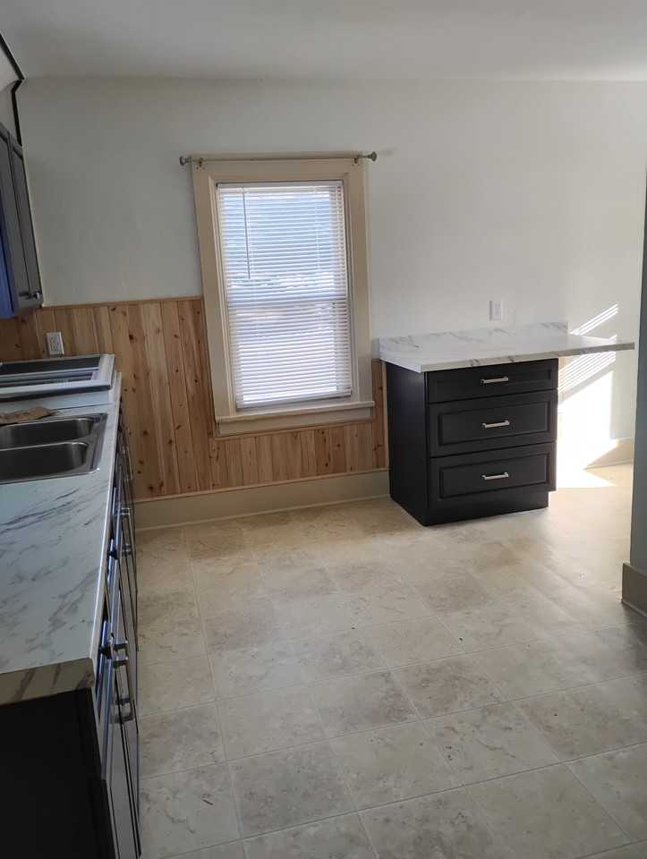 67 Huron St #2 - Photo 2 of 16