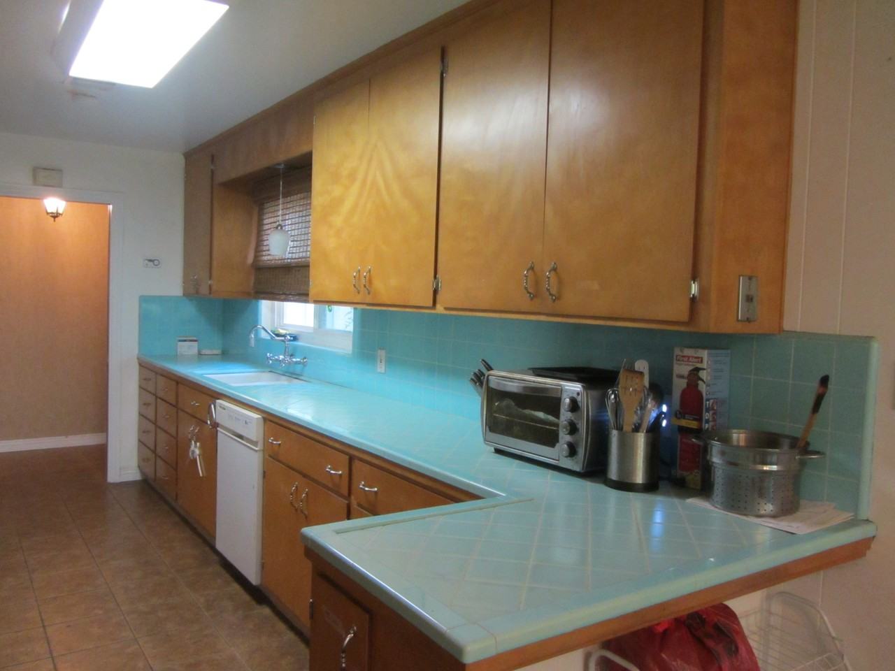 1106 W Churchill St #NA - Photo 6 of 25