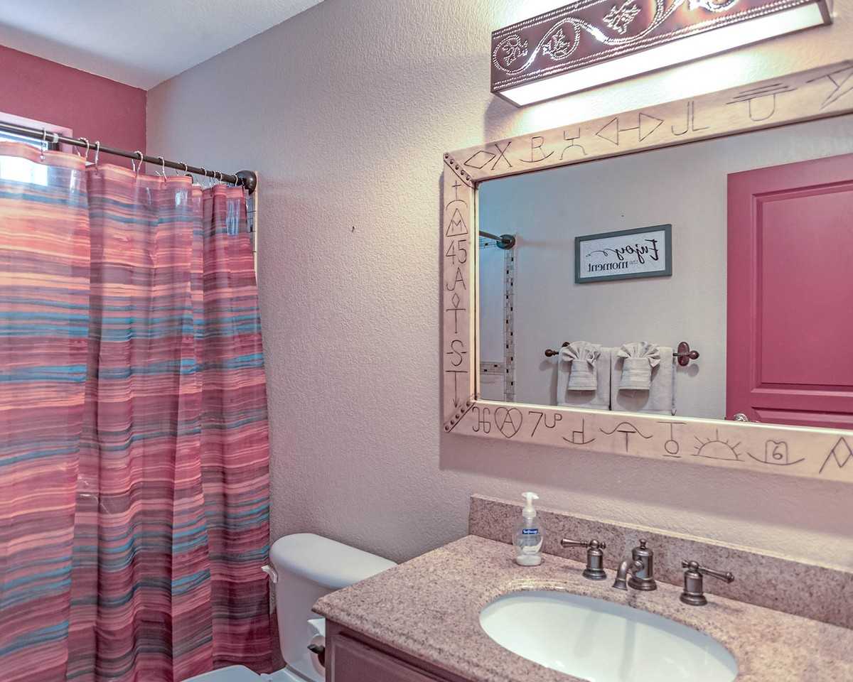 440 Mountain Shadows Dr #NA - Photo 5 of 19