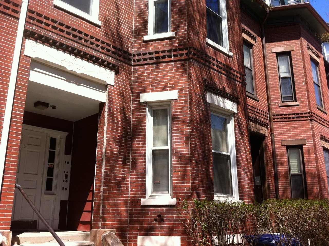 10 Wigglesworth St #4