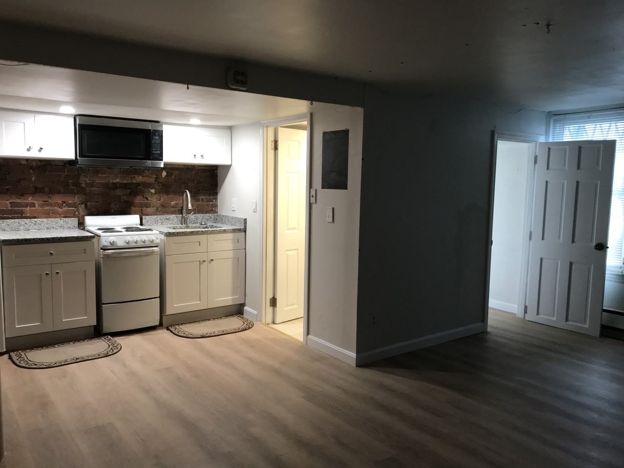 10 Wigglesworth St #4 - Photo 5 of 9