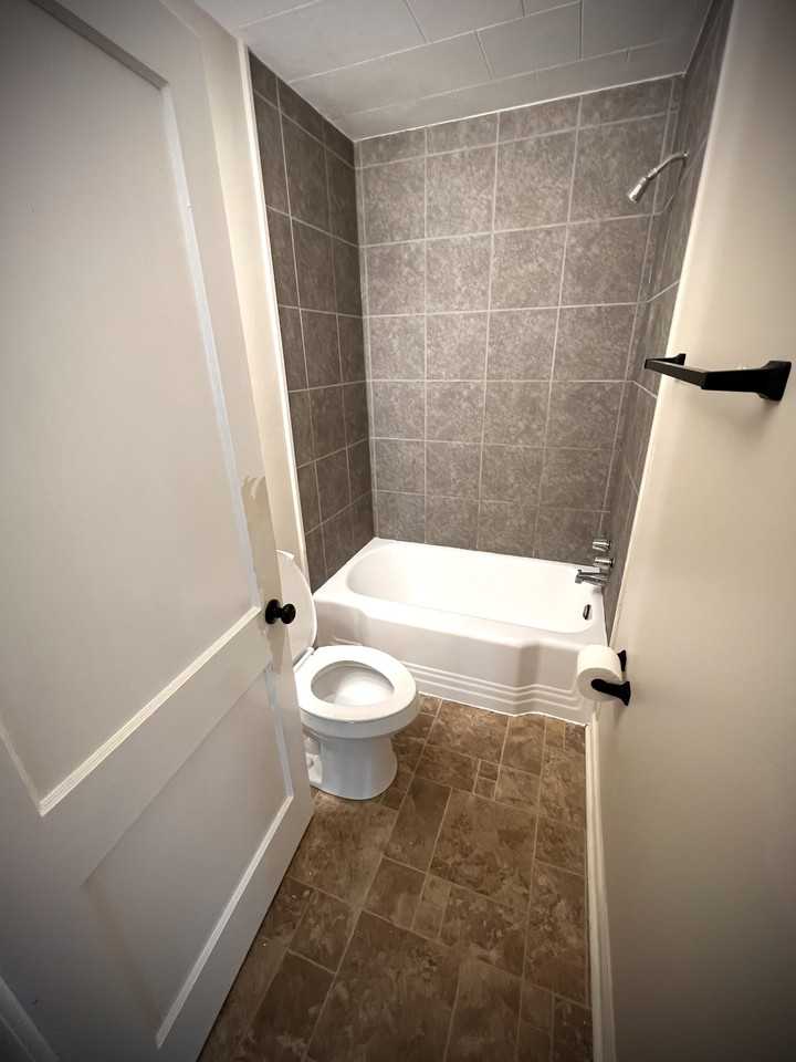 25 Ginger Ln #3 - Photo 4 of 6