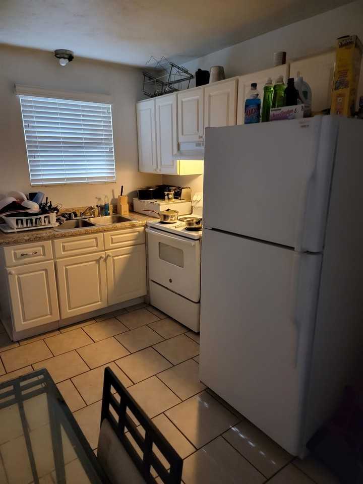1572 Patrick Ave #1 - Photo 6 of 16