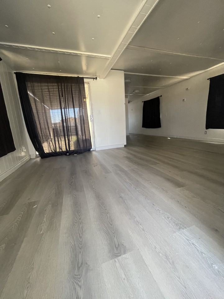 1305 W Benson Ave #NA - Photo 5 of 10