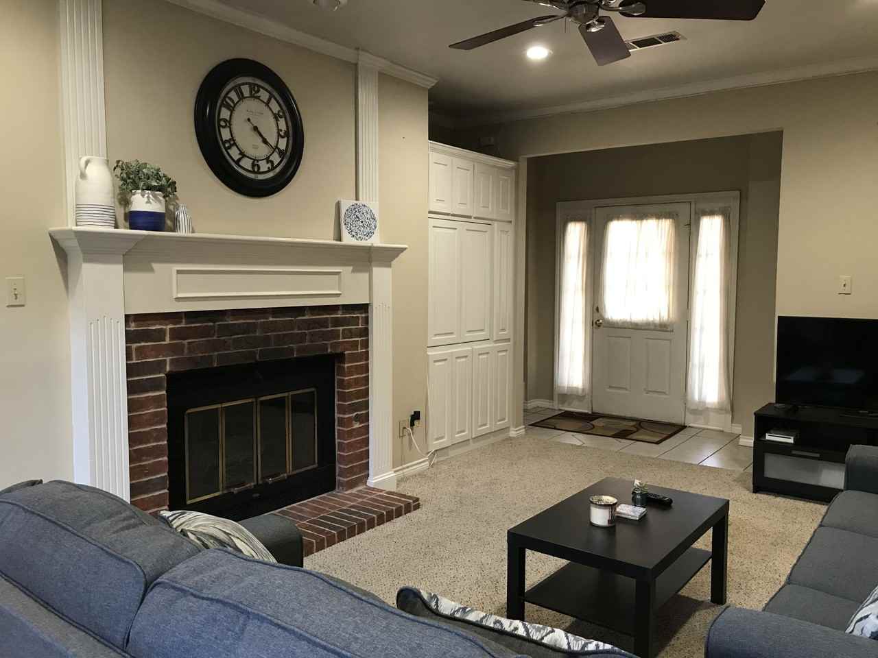 212 Cobblestone Row - Photo 3 of 11