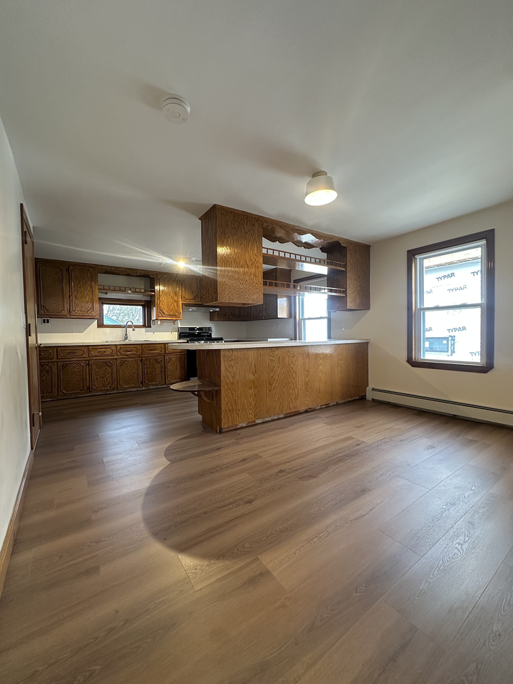39 Broad St #2