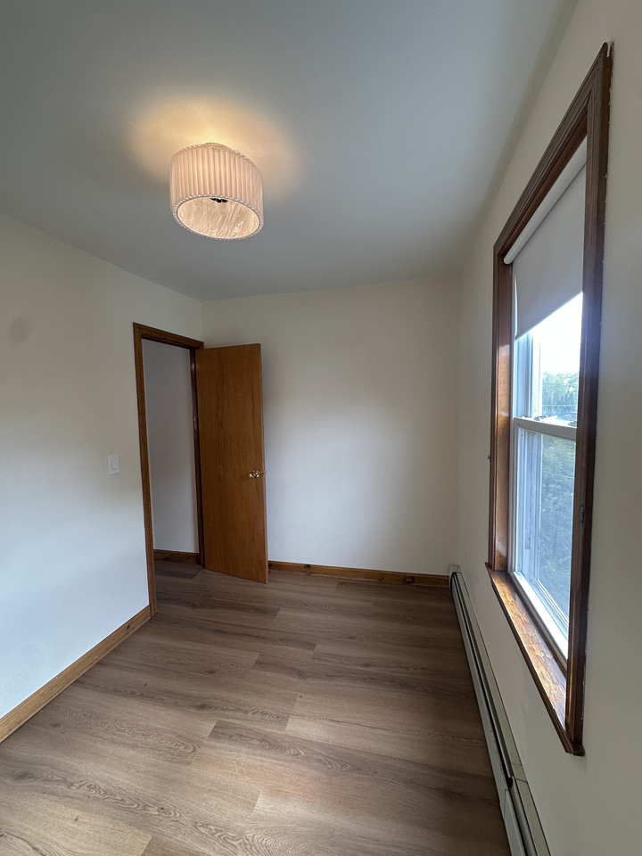39 Broad St #2 - Photo 6 of 12