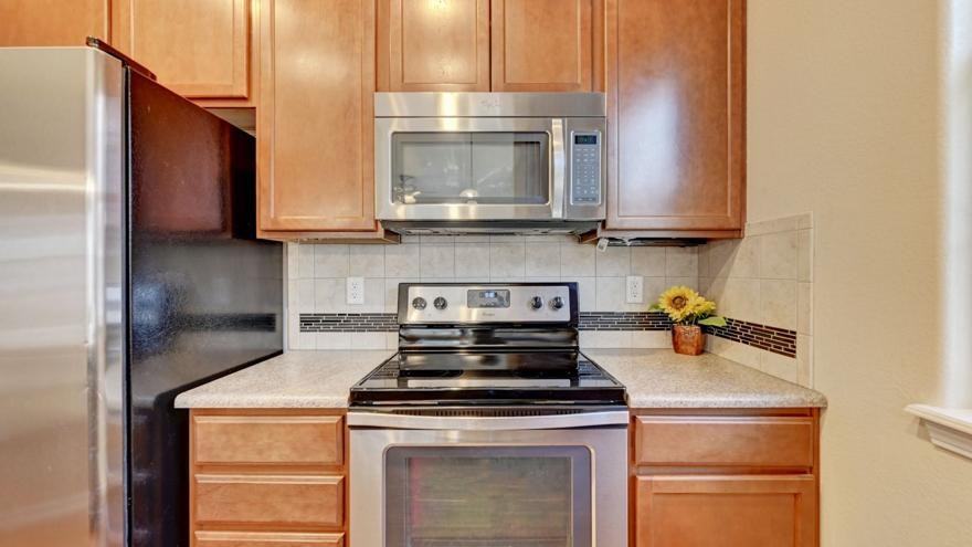 4225 Mesa Overlook Pt - Photo 4 of 27